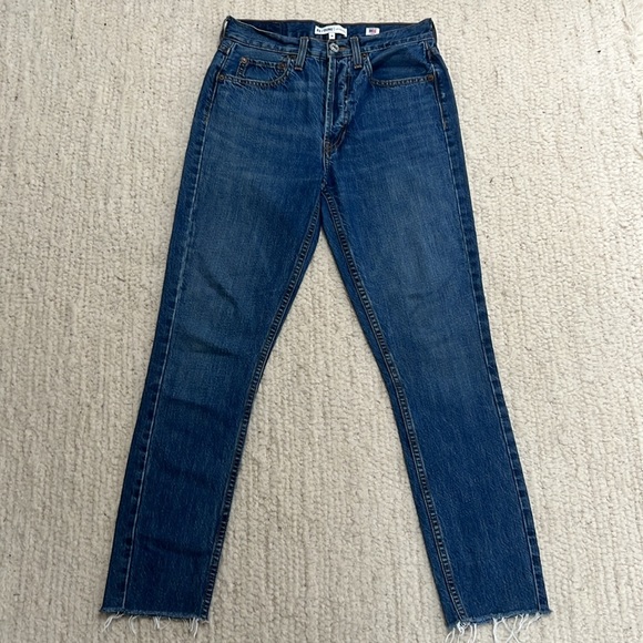 RE/DONE Originals High Rise Rigid Crop in Dark Wash jeans raw hem size 26 - Picture 4 of 7